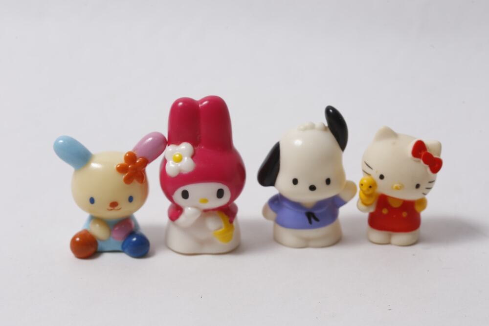 1990s Sanrio Sofubi Lot Usahana My Melody Pochacco Hello Kitty ~ 260826-WH 1320